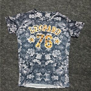 Leopard 76 Graphic Short Sleeve Tee - Blue with Yellow Accents